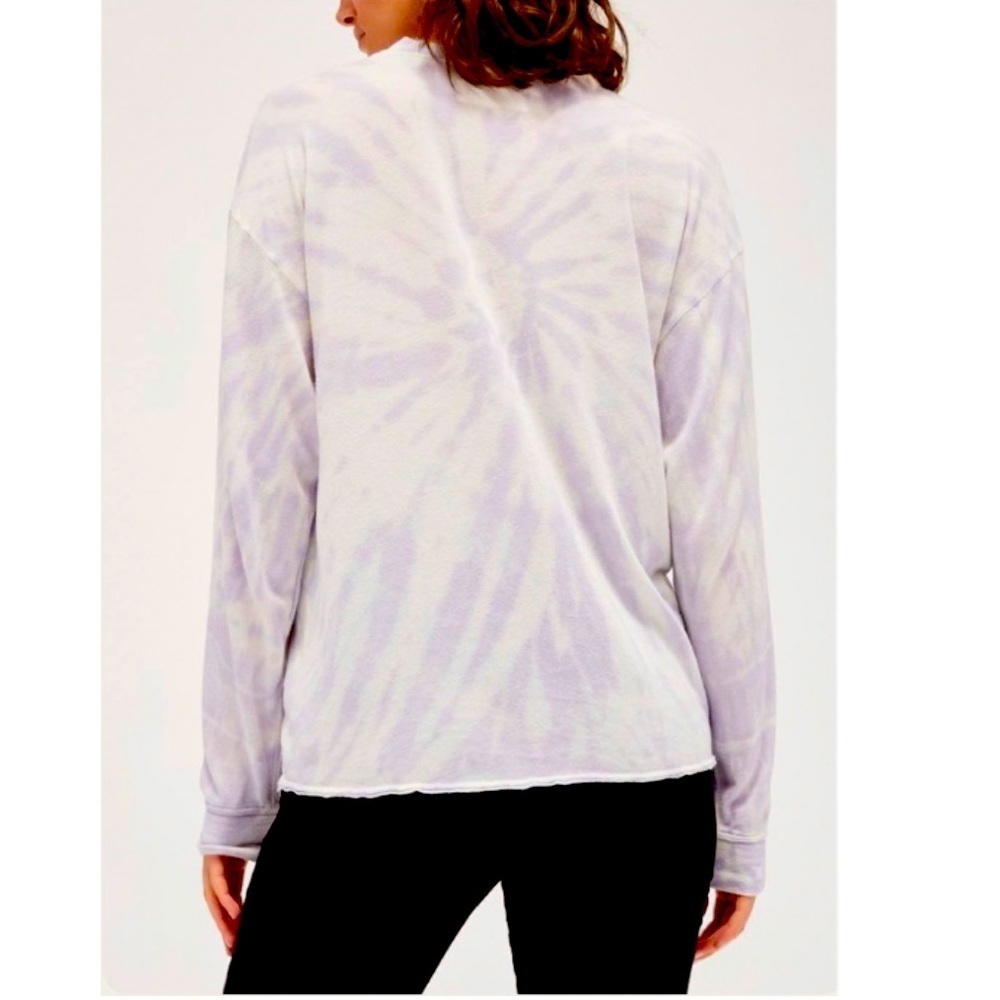 LACAUSA Long Sleeve Crewneck in Lavender Swirl - Picture 3 of 9